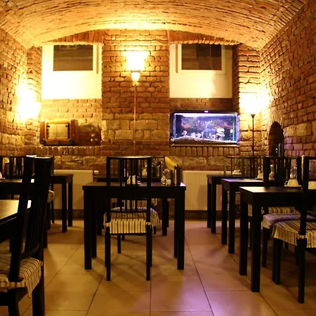 Szálloda Unique 4*