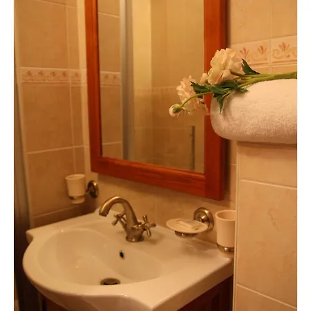 Otel Golden Age 3*