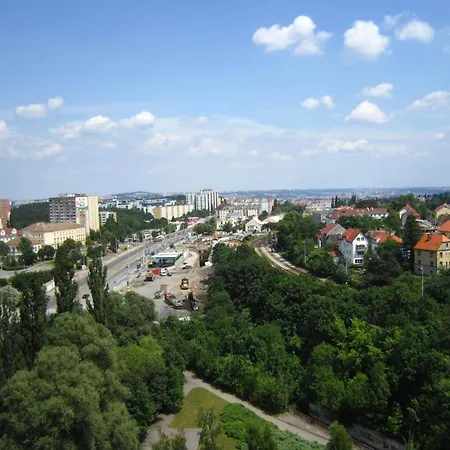 Krystal Prague