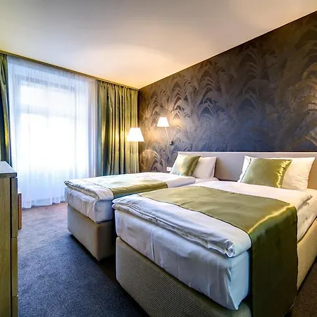 Hotel Restaurant Darwin 4*