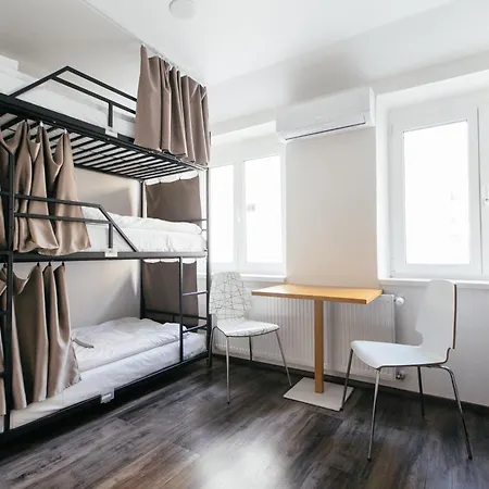 Hostel Mandarinka