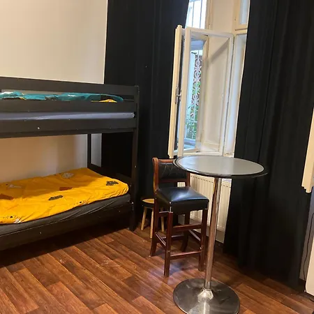 Hostel Moon Praha
