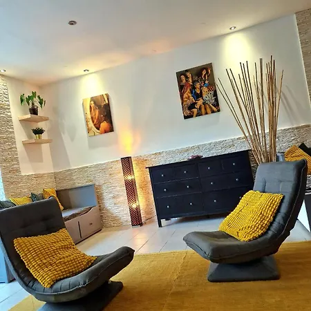 Apartment Design - Center *