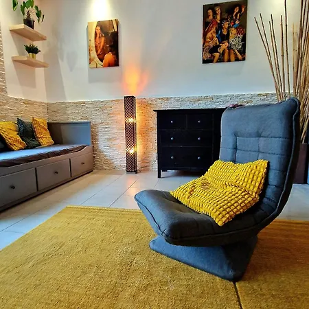 Apartment Design - Center