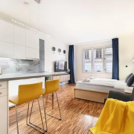 Smart & Luxury Old Town