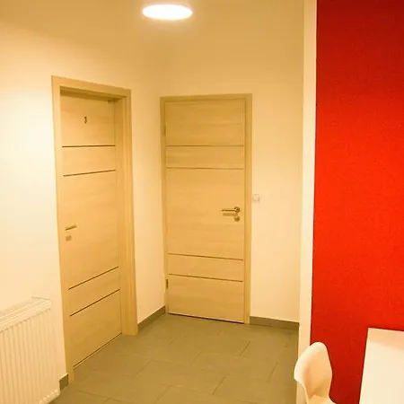 Budget Hostel *