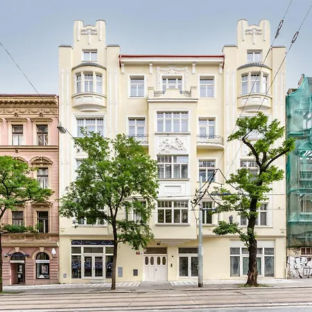 Apartment Turnkey I Charles Square Prague