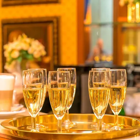 Kinsky Fountain Hotel Praga