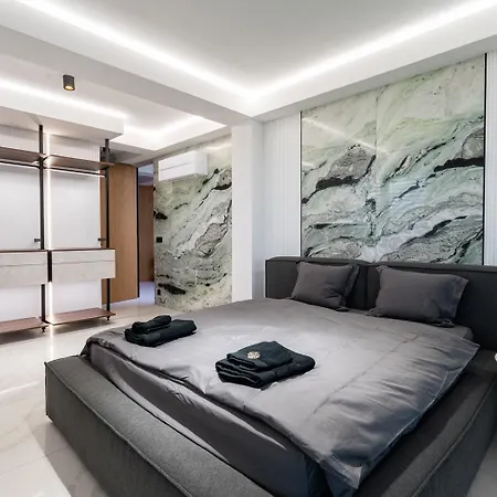 Chandelier Sky Mansion - Express Villa Prague