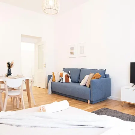 Apartment Varsavska Prague
