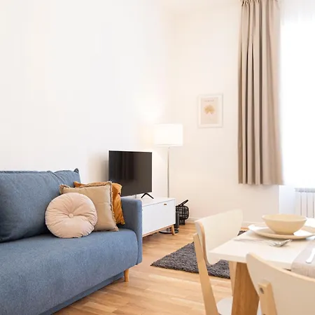 Apartment Varsavska Prague