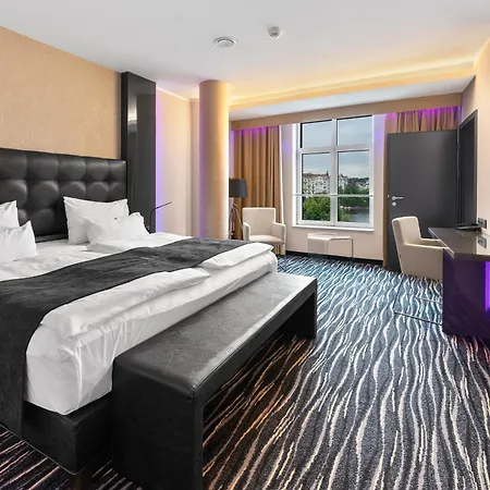 Dancing House - Tancici Dum Ξενοδοχείο 4*