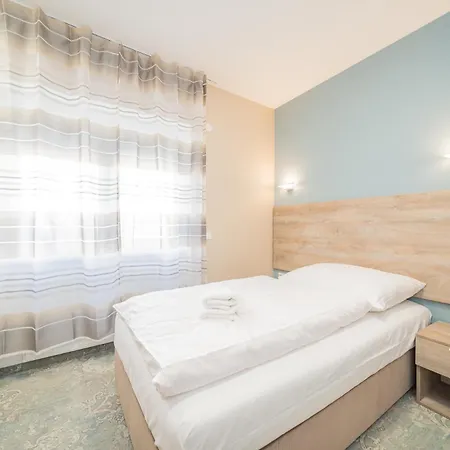 Aparthotel Rabie 3*