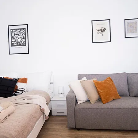 Putova Residence, *