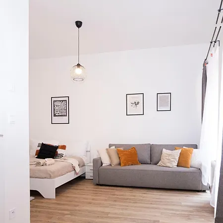 Putova Residence,