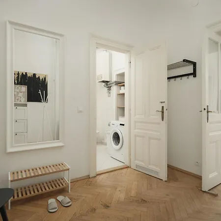 Apartment Parizska Prague