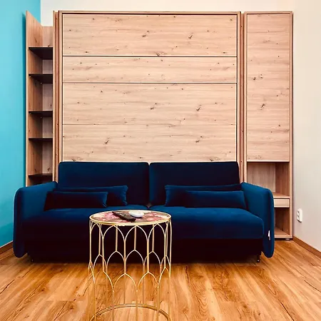 Apartmán Moderni Na Hluboke V Praze - Idealni Pro 4 *