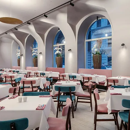 Szálloda Michelangelo Grand 5*