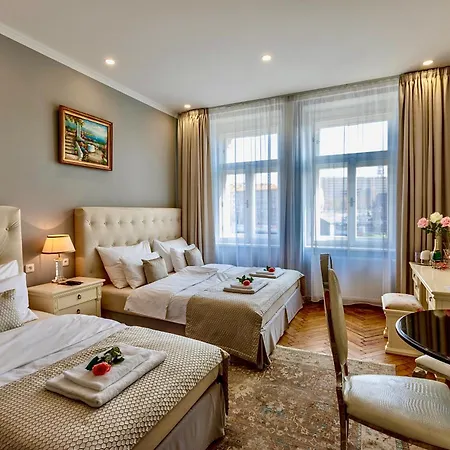 Slabur Aparthotel
