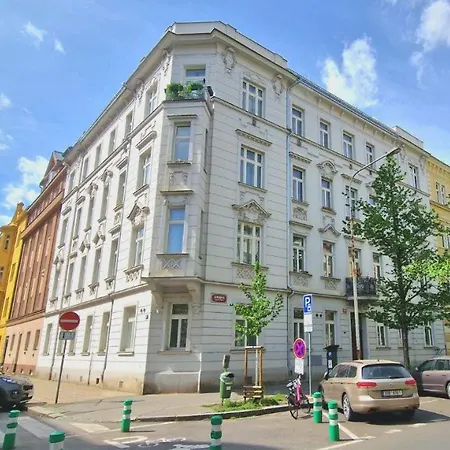 Апартаменты Cozy Karlin Loft Center