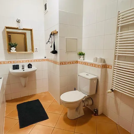 Nika 10 * Prague