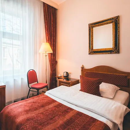 Ariston Szálloda 4*