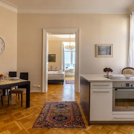 Lovely View Next To National Museum By Easybnb * Prague