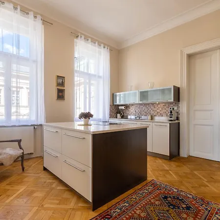Apartment Lovely View Next To National Museum By Easybnb Prague