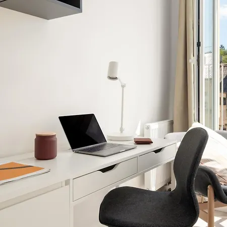 Apartment Three Bedroom Aparment With Terrace By Days *