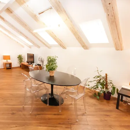 Kozna Loft *