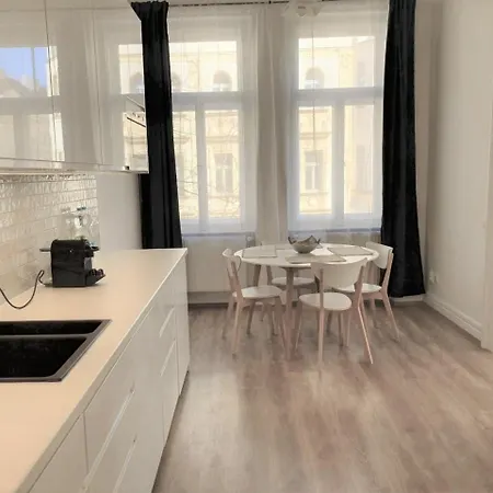 Wishlist Residences - Vinohrady Apartment