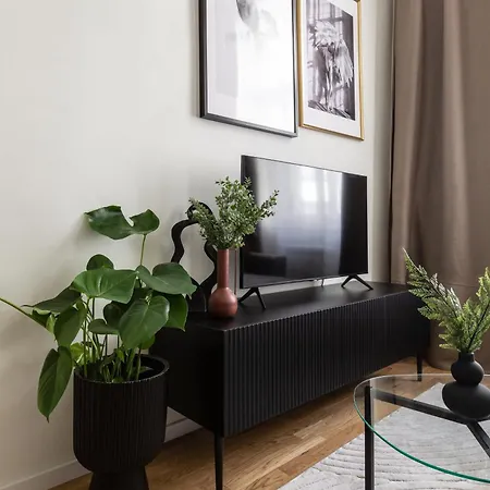 Turnkey I Republic Square Apartment *