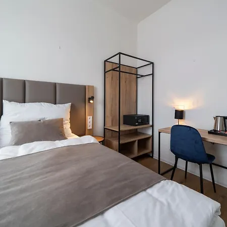 Hotel Leon