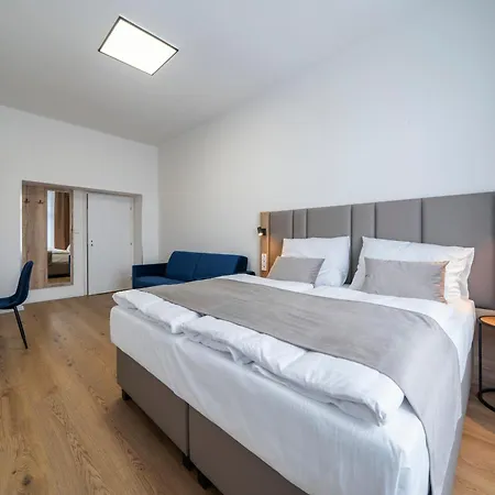 Leon Hotel Praga