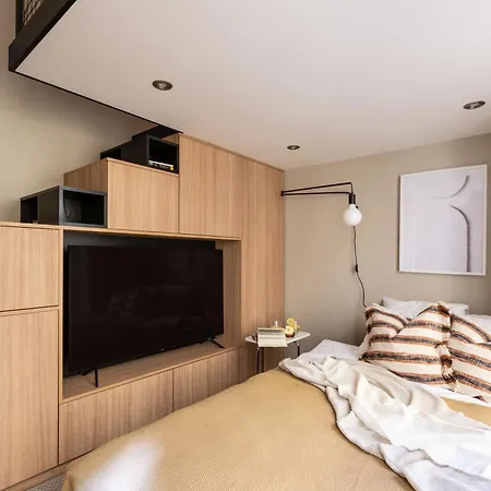 Apartment Turnkey I Republic Square *