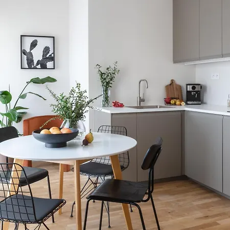 Apartment Turnkey I Republic Square *