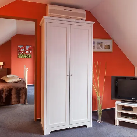 Hotel Augustus Et Otto 4*