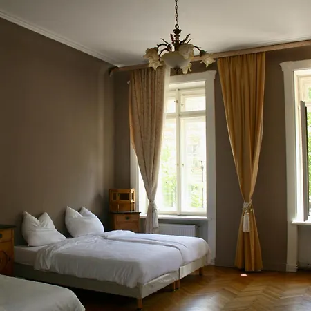 Anna And Peter, City Center Of Apartment