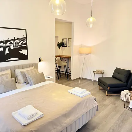 Apartament Milada & Heaven Praga