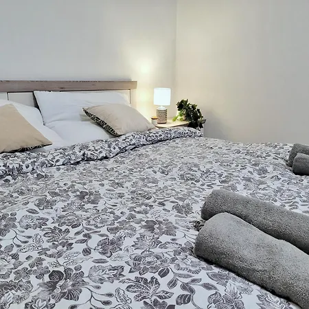 Modern Near Wenceslas Square Apartment