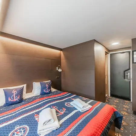 Albatros Bådhotel Prag