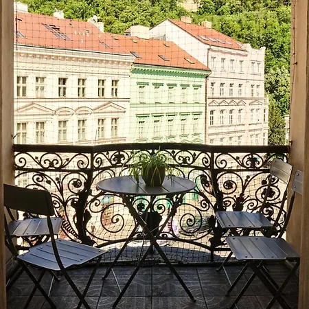 Apartment Royal Route Lesser Town *