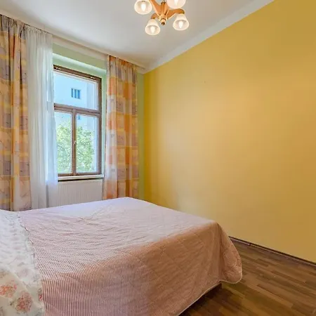 1bdr - 3 Prague