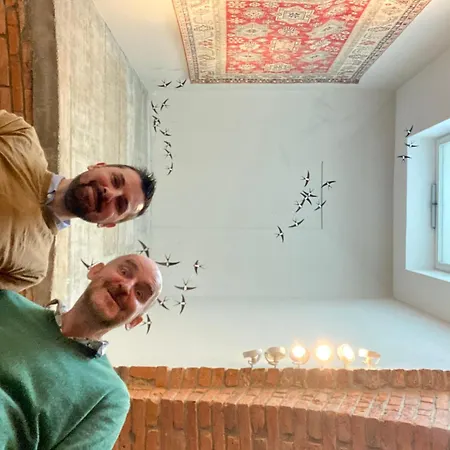 Romantic And Atypical In Prague's Montmartre Apartmán