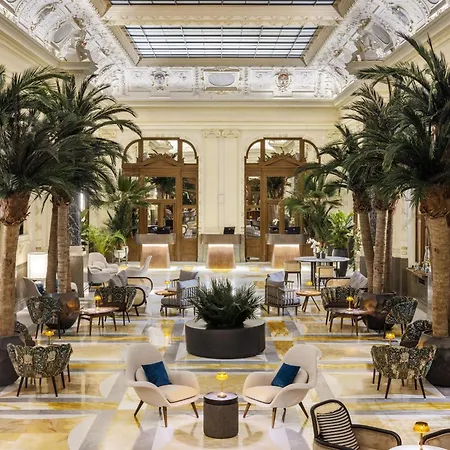 Hotel Nh Collection Carlo Iv