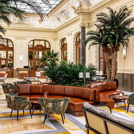 Nh Collection Carlo Iv Hotel