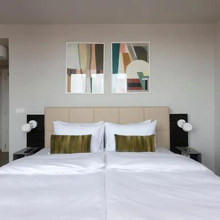 Numa Poise Aparthotel