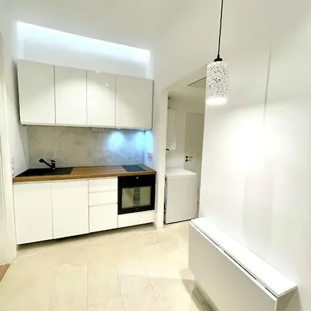 Fantastic Location! Superhost 5 Star Prague