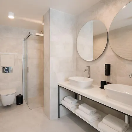 Nobilis 4* Prague
