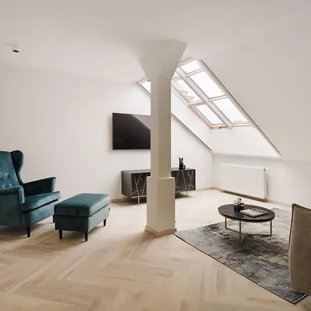 Lägenhetshotell Nobilis 4*